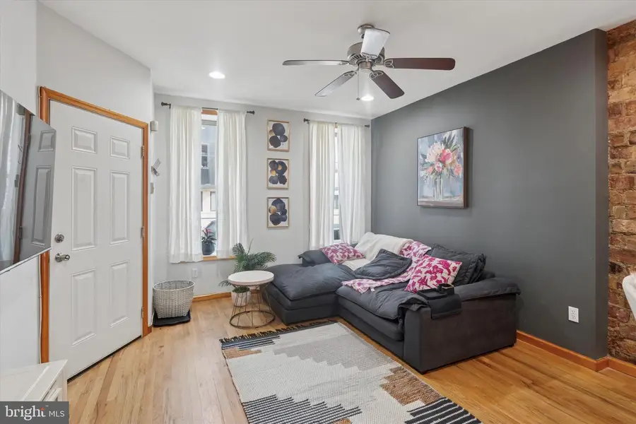 1522 Brown St #1, Philadelphia, PA 19130 - #3