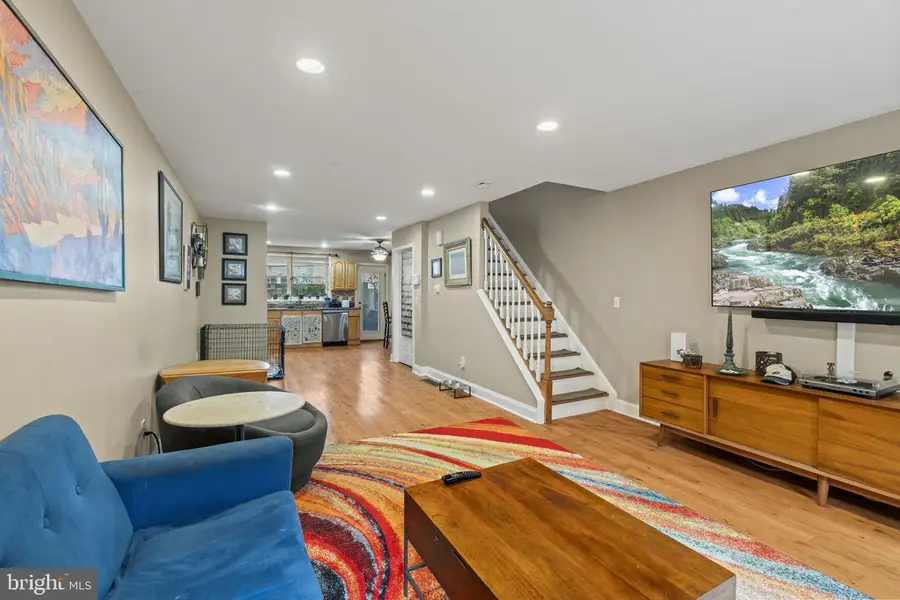 1524 S Iseminger St, Philadelphia, PA 19147 - #3