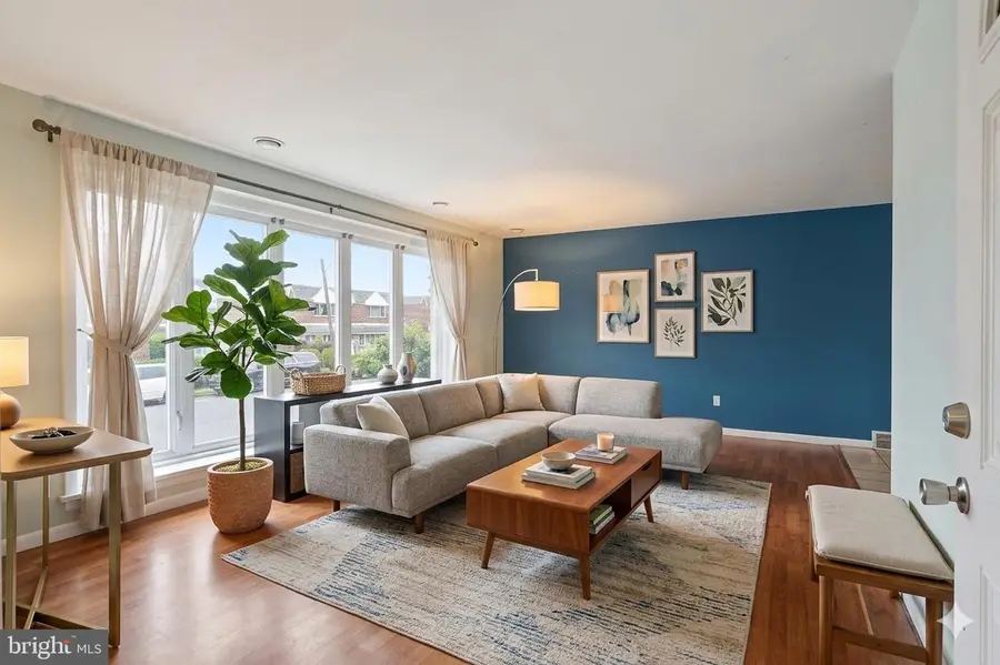 2217 Hoffnagle St, Philadelphia, PA 19152 - #3