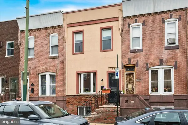 2530 S 11th St, PHILADELPHIA, PA 19148