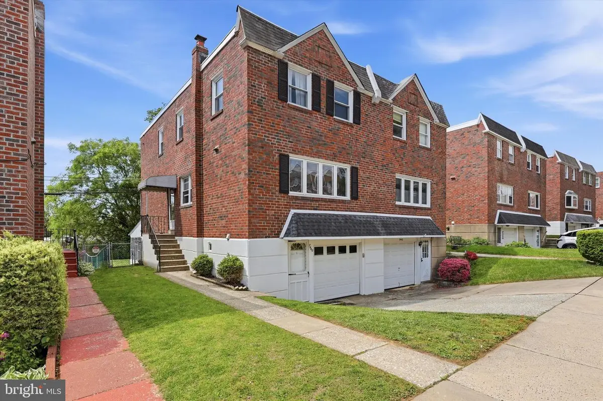 7440 Hill Rd, Philadelphia, PA 19128 - #1