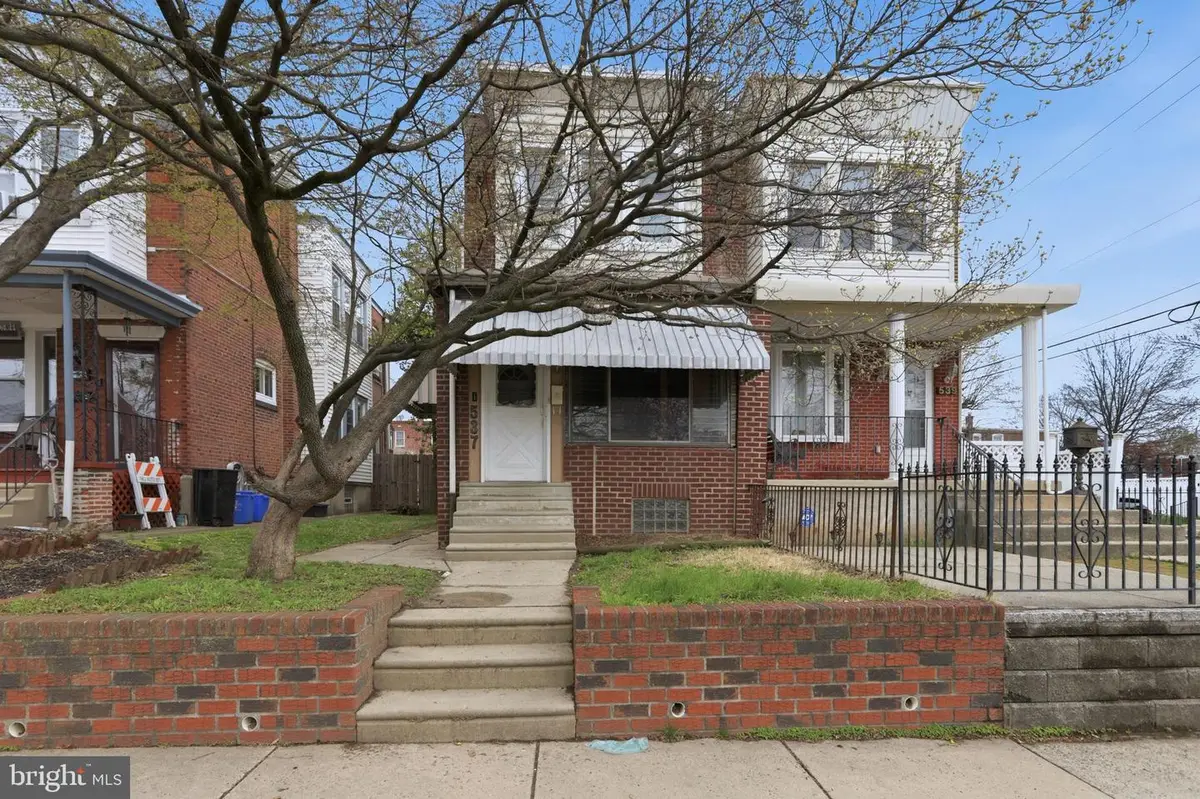 537 Robbins St, Philadelphia, PA 19111 - #1