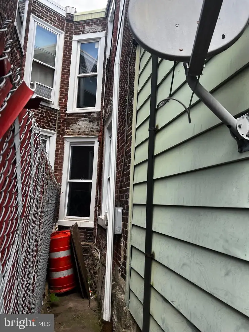 1358 E Airdrie St, Philadelphia, PA 19124 - #3