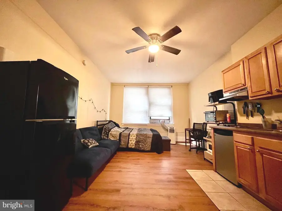 1324 Locust St #314, Philadelphia, PA 19107 - #2
