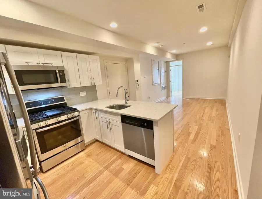 1437 Brown St #2, Philadelphia, PA 19130 - #3