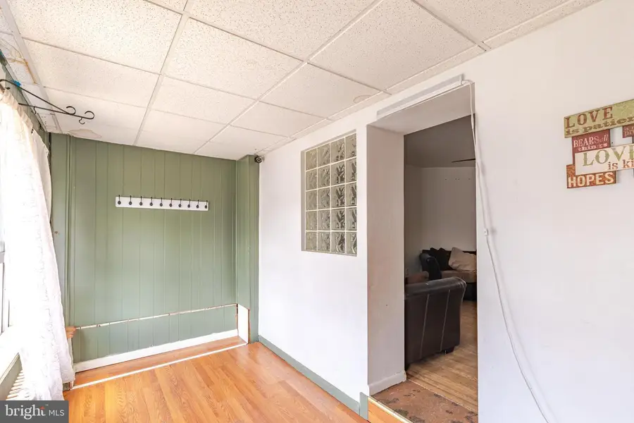 955 Pratt St, Philadelphia, PA 19124 - #2