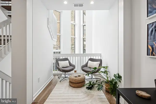 631 E Thompson St, PHILADELPHIA, PA 19125