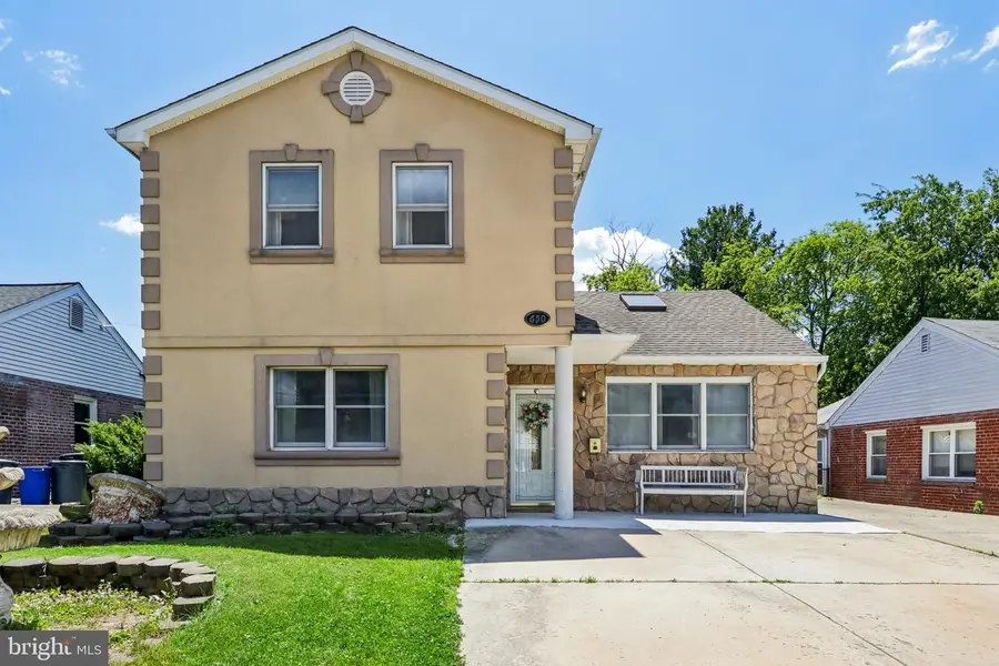 650 Hendrix St, Philadelphia, PA 19116 - #2