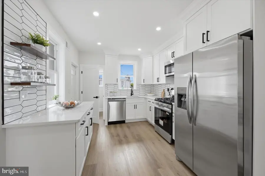 7352 Sommers Rd, Philadelphia, PA 19138 - #2