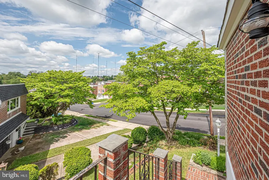 786 Hill Rd, Philadelphia, PA 19128 - #3