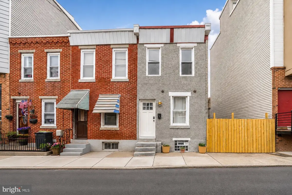 1926 E Oakdale St, Philadelphia, PA 19125 - #1