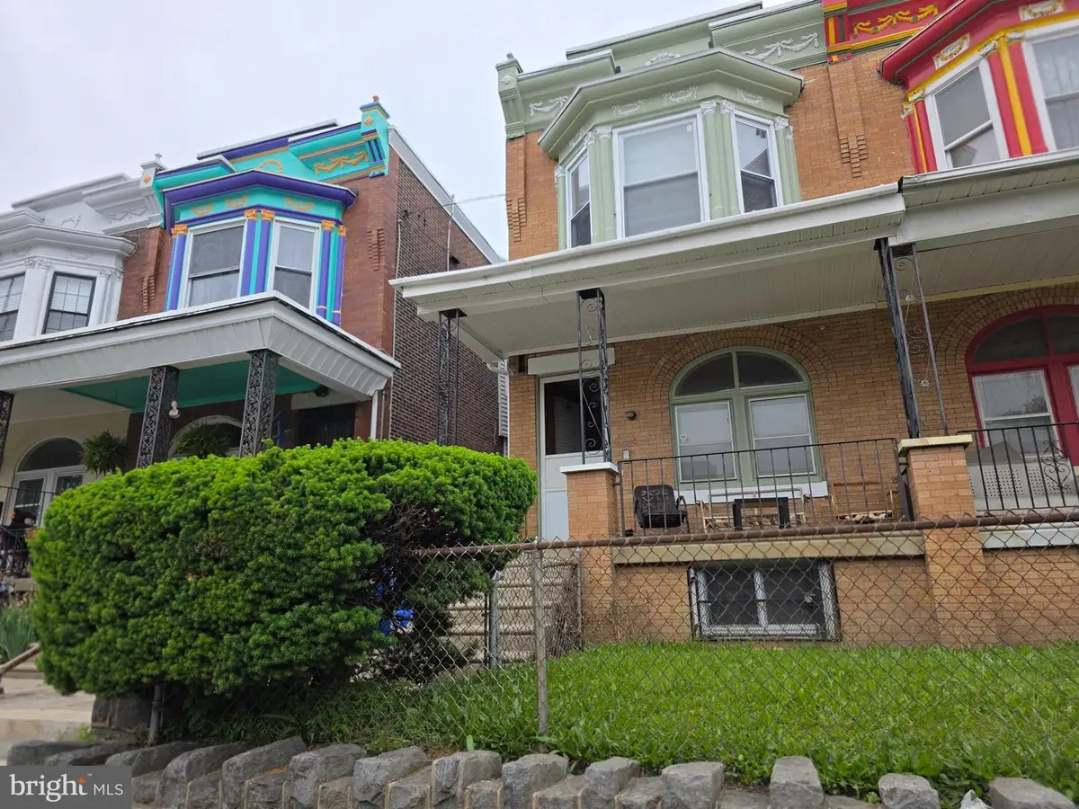 706 S 52nd St, Philadelphia, PA 19143 - #1