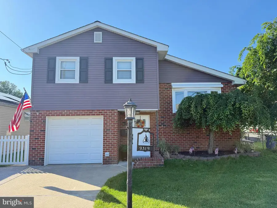 9319 Marsden St, Philadelphia, PA 19114 - #2