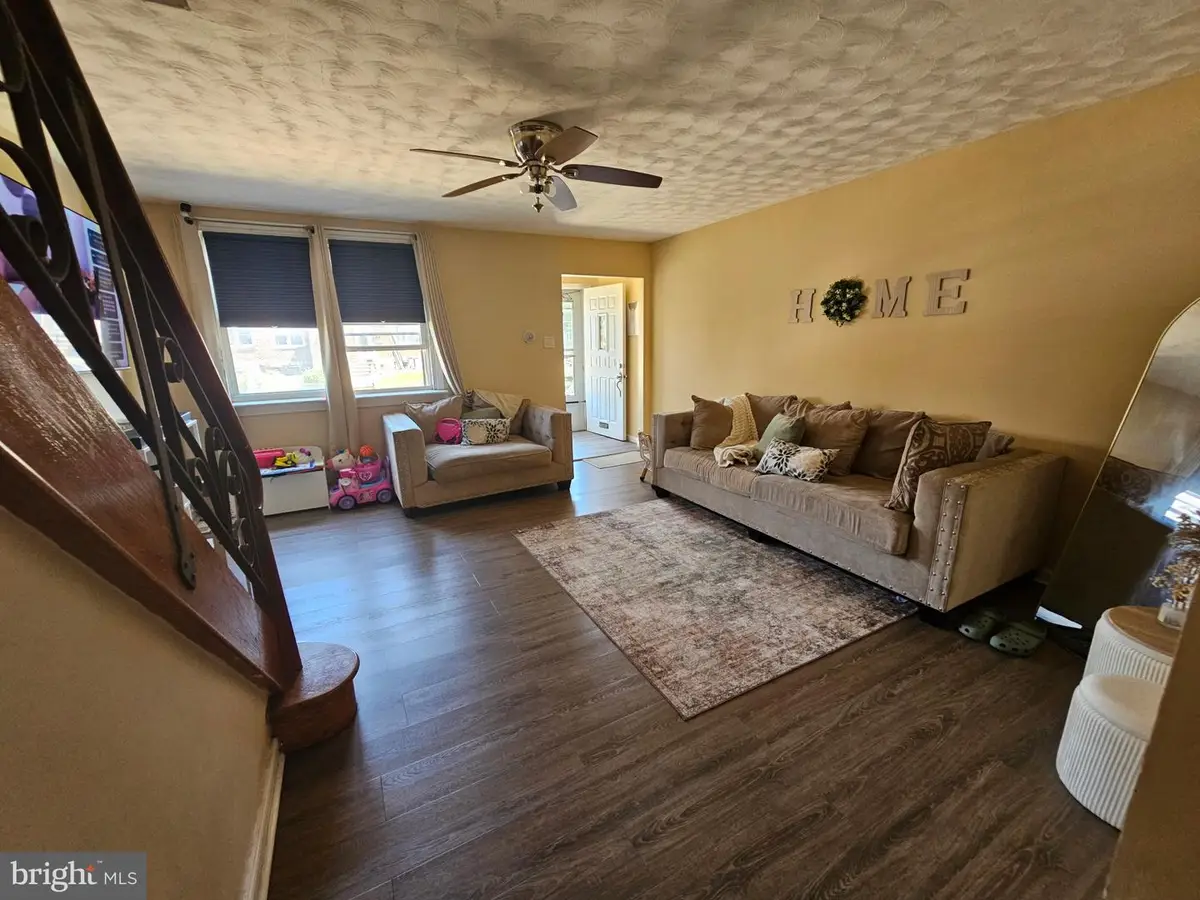 7254 Calvert St, Philadelphia, PA 19149 - #1