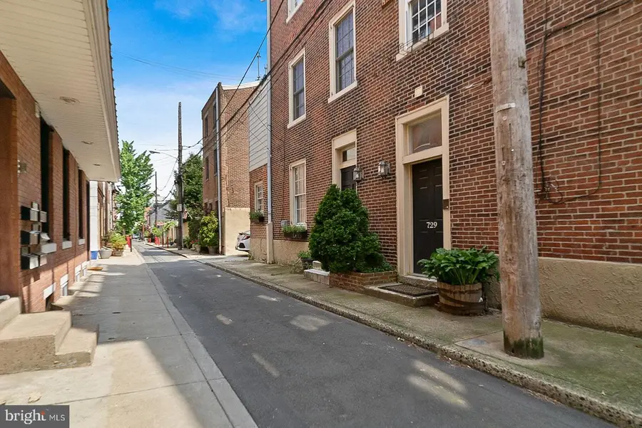 729 S 2nd St #a, Philadelphia, PA 19147 - #3