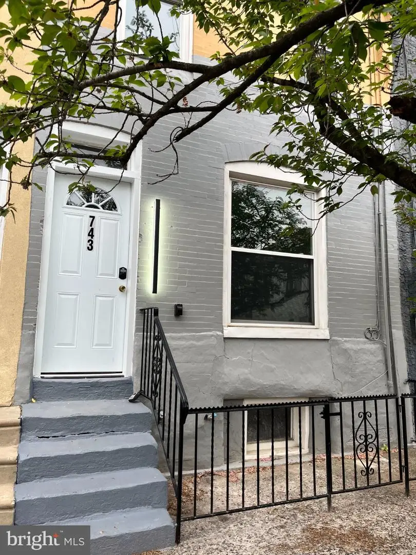 743 N 39th St, Philadelphia, PA 19104 - #1
