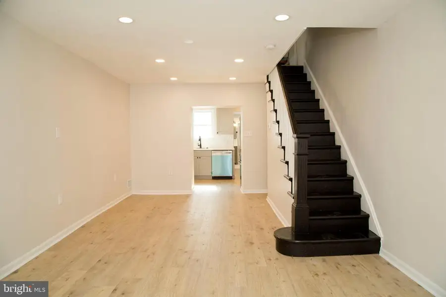 1229 S Warnock St, Philadelphia, PA 19147 - #2