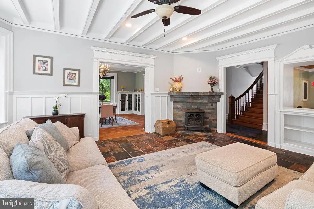 112 W Upsal St, Philadelphia, PA 19119 - #1