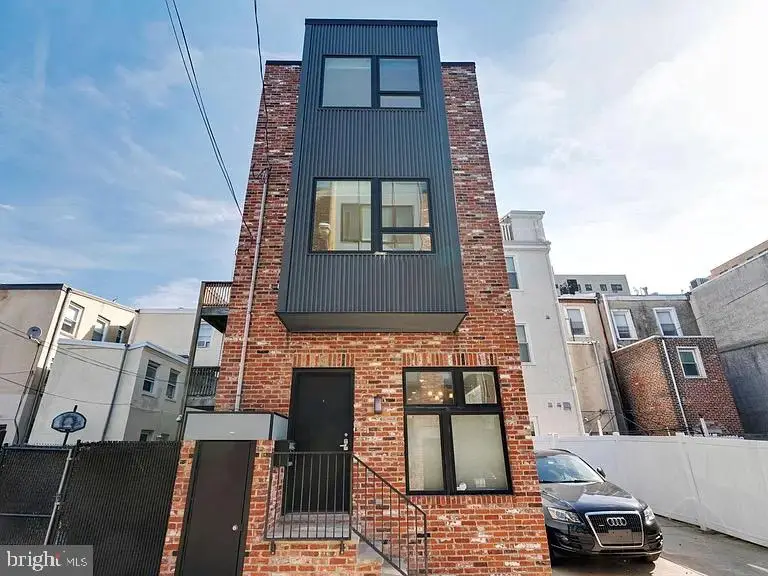 715 S Bancroft St, Philadelphia, PA 19146 - #1