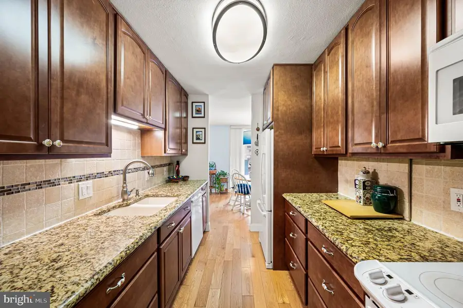 1901 John F Kennedy Blvd #1618, Philadelphia, PA 19103 - #2