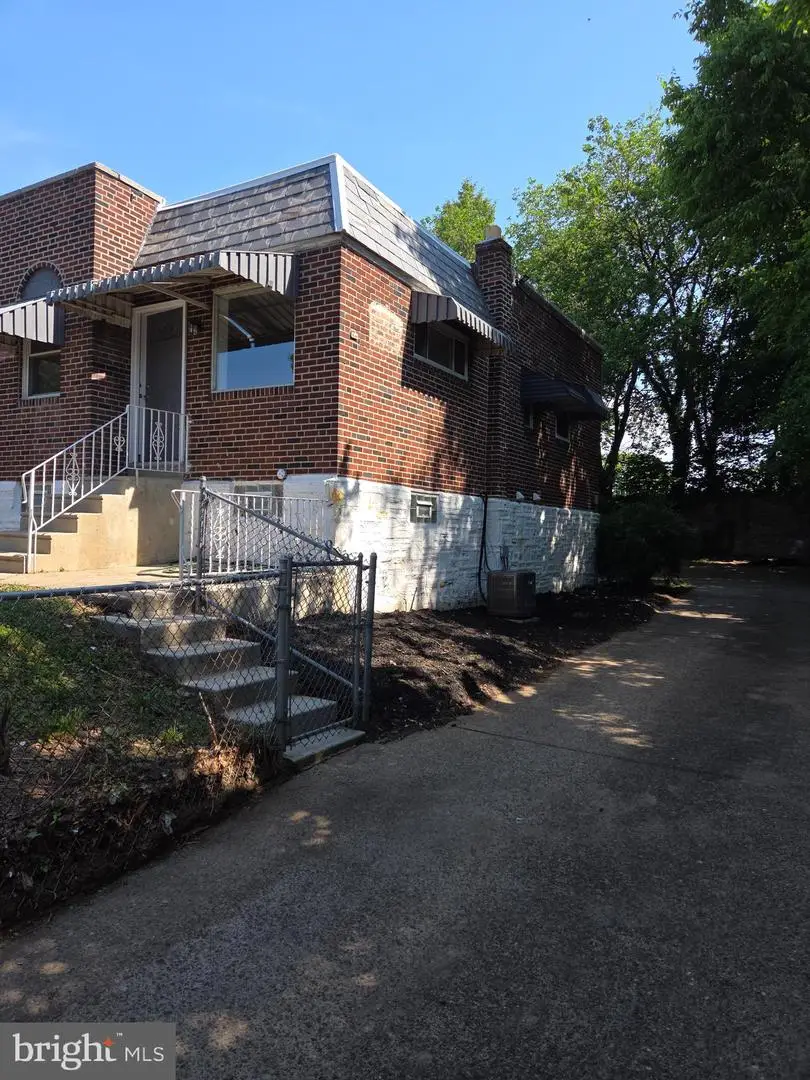 1823 Van Kirk St, Philadelphia, PA 19149 - #2
