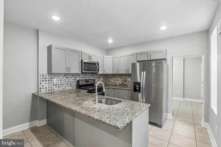 59 E Coulter St, Philadelphia, PA 19144 - #2