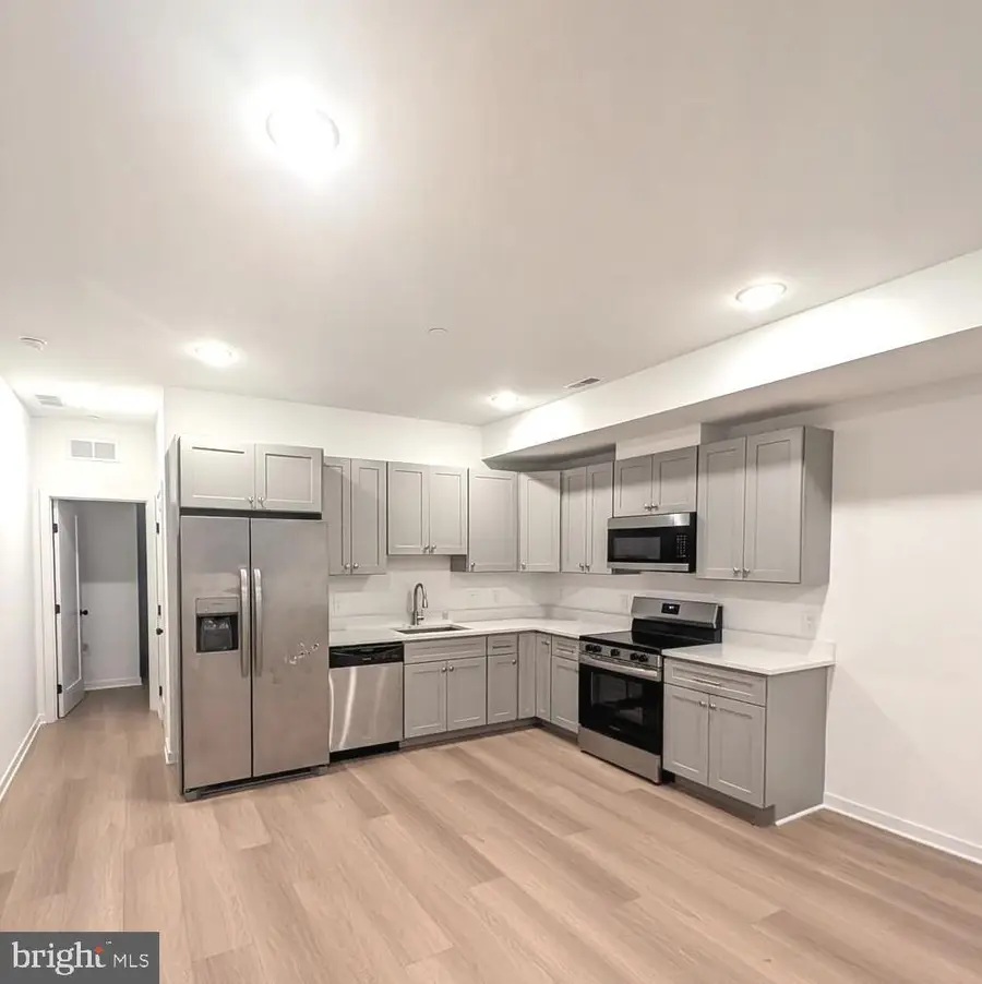 3639 Earp St, Philadelphia, PA 19146 - #3