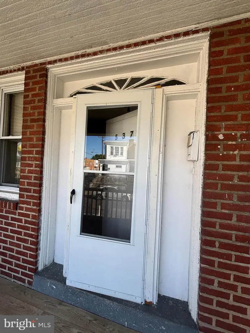 537 Anchor St, Philadelphia, PA 19120 - #2