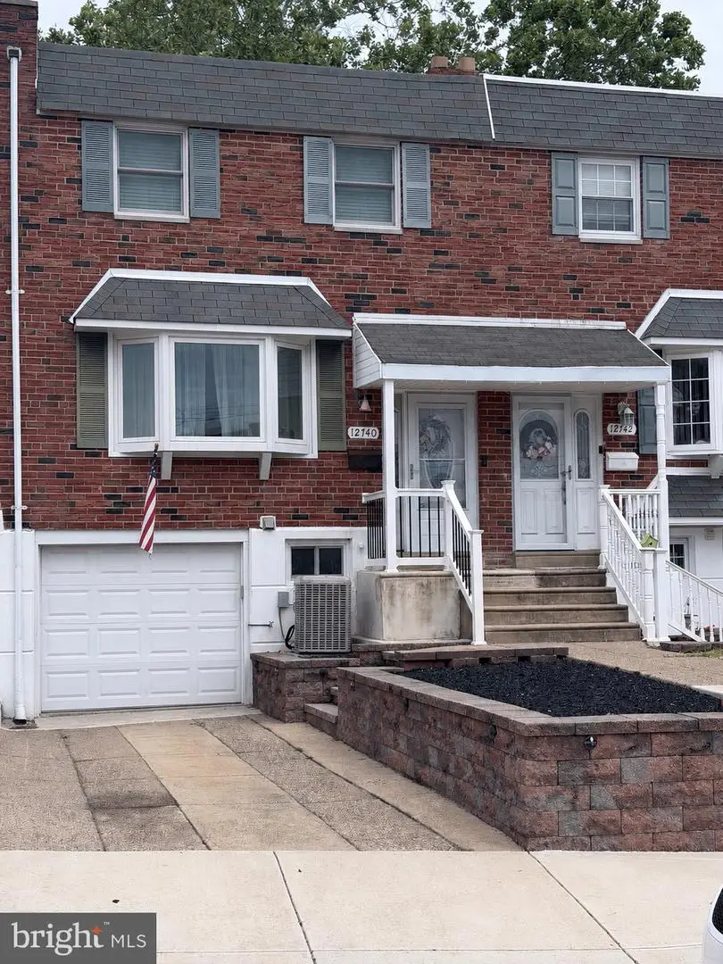 12740 Hollins Rd, Philadelphia, PA 19154 - #1