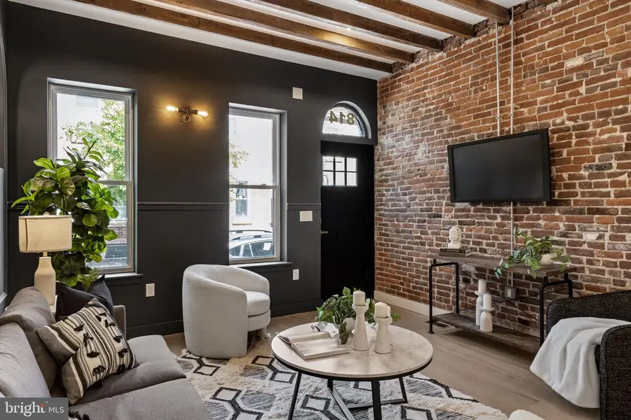 814 Belgrade St, Philadelphia, PA 19125 - #3