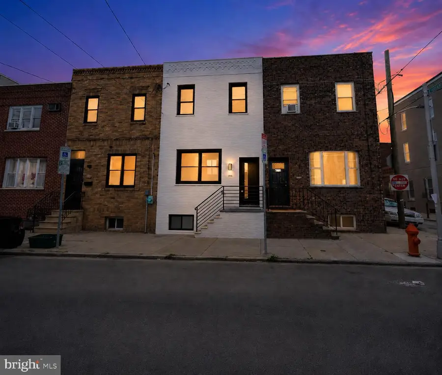 2016 S 10th St, Philadelphia, PA 19148 - #2