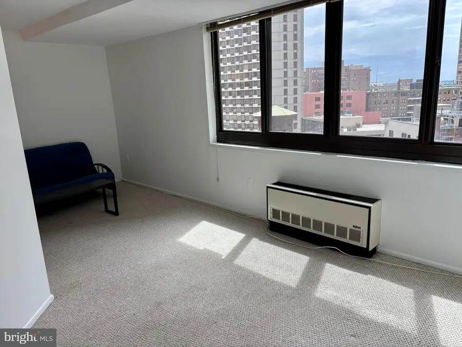 1420-00 Locust St #12b, Philadelphia, PA 19102 - #2