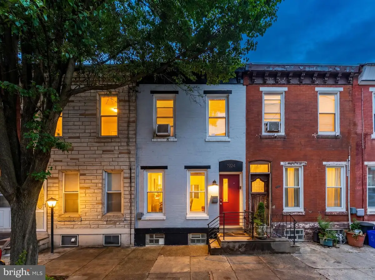1924 E Albert St, Philadelphia, PA 19125 - #1