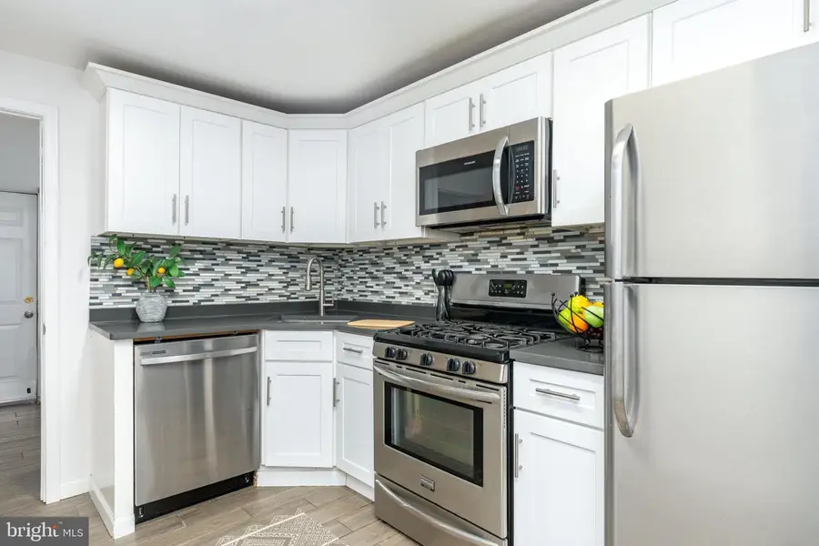 1924 E Albert St, Philadelphia, PA 19125 - #3