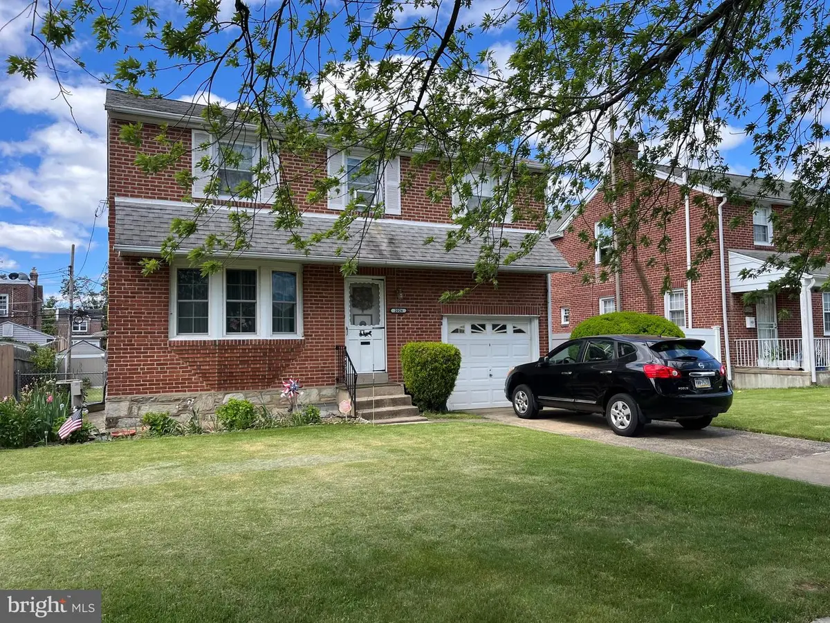 2026 Stanwood St, Philadelphia, PA 19152 - #1