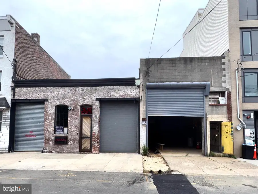 2617 Emerald St, Philadelphia, PA 19125 - #2