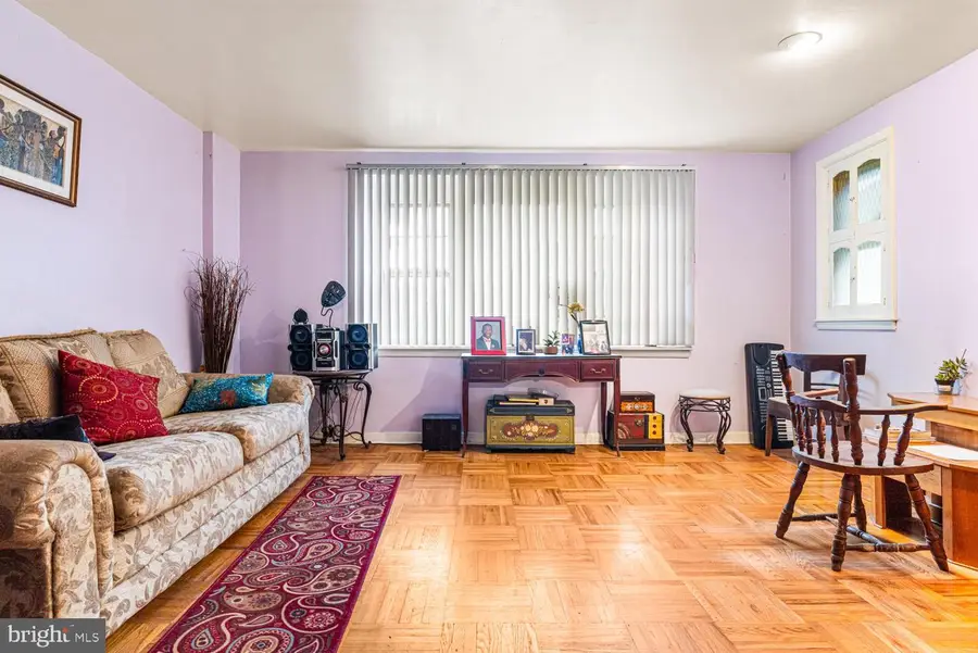 1035 E Dorset St, Philadelphia, PA 19150 - #2