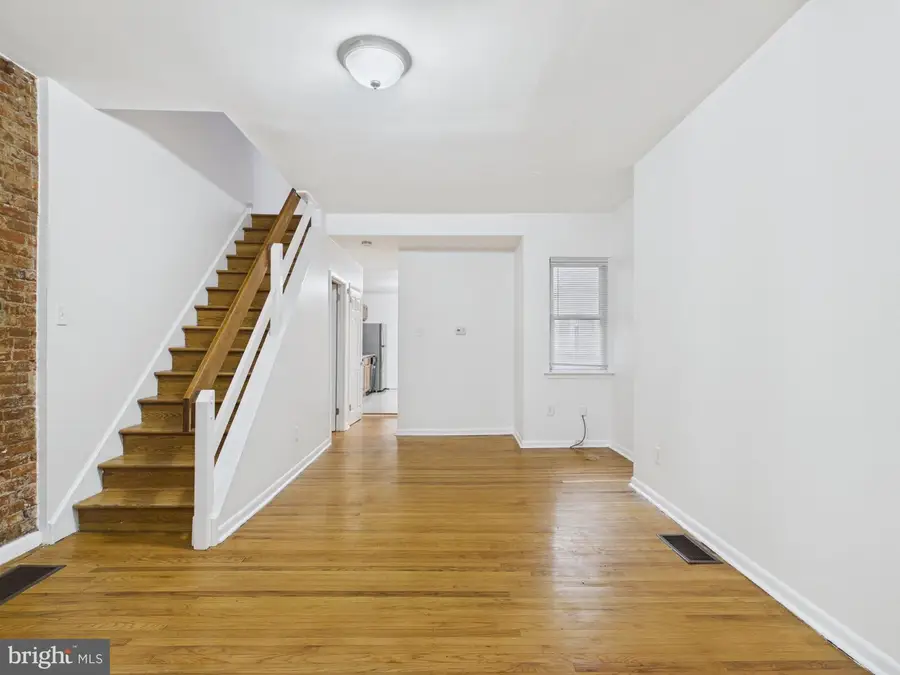 533 N 33rd St, Philadelphia, PA 19104 - #3