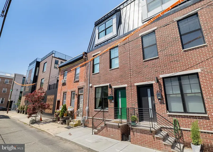 726 S Chadwick St, Philadelphia, PA 19146 - #2