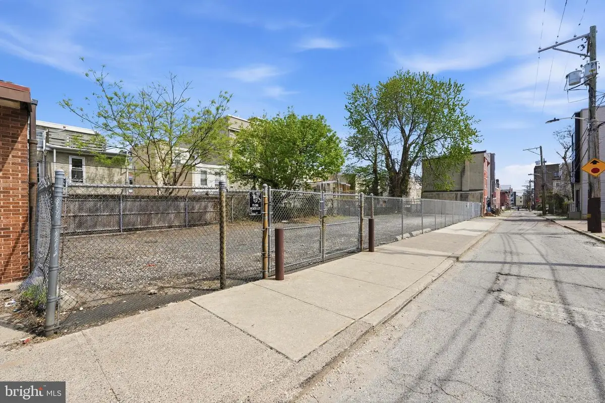 1621-37 W Flora St, Philadelphia, PA 19121 - #1