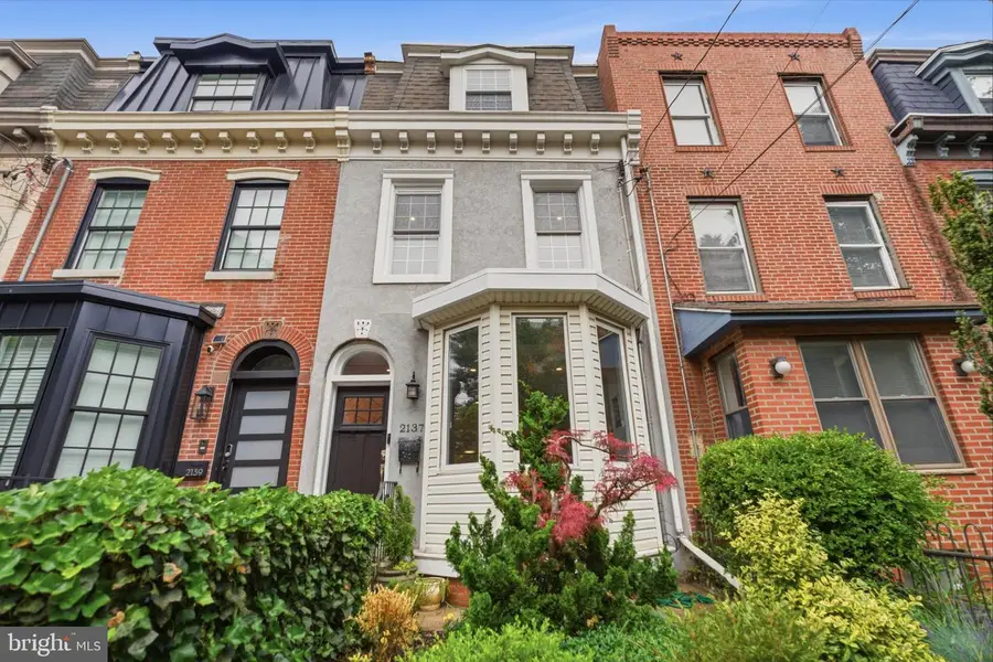 2137 Bainbridge St, Philadelphia, PA 19146 - #2