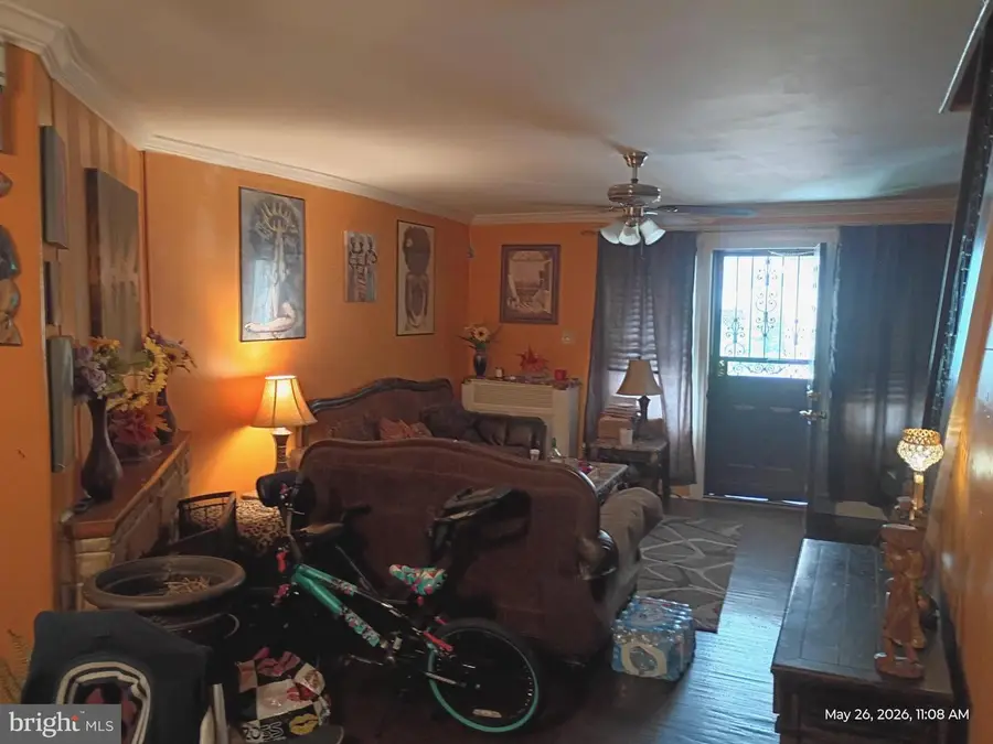 6830 N 7th St, Philadelphia, PA 19126 - #2