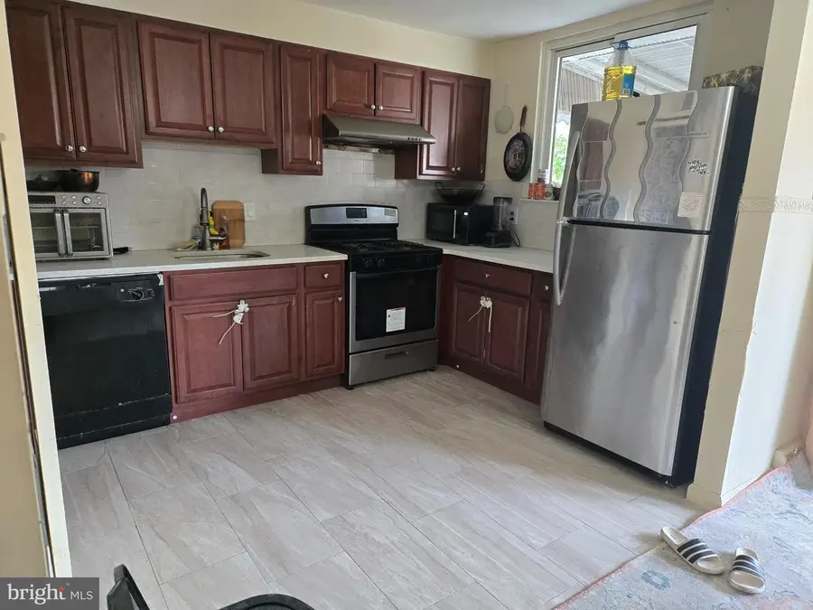 1517 Guilford Pl, Philadelphia, PA 19122 - #3