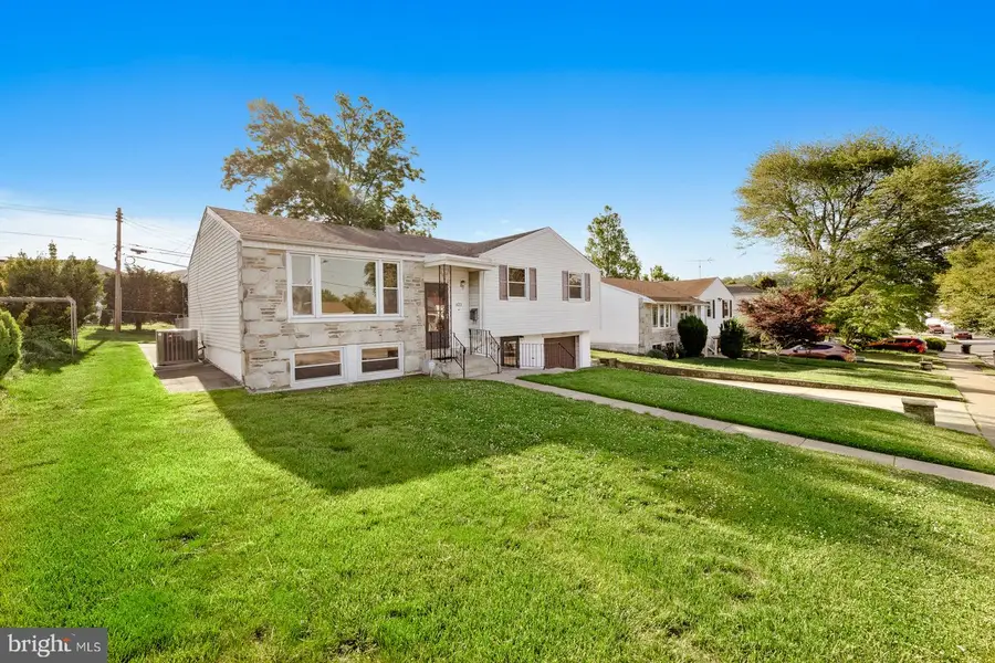 823 Rennard St, Philadelphia, PA 19116 - #2