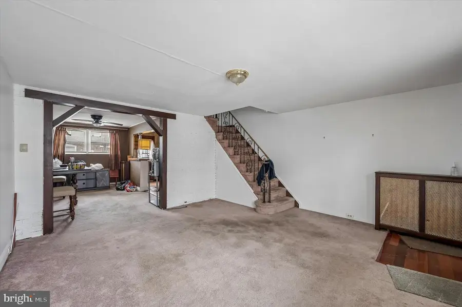 6536 Theodore St, Philadelphia, PA 19142 - #3