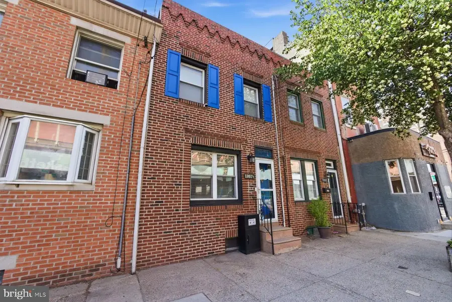 1102-1/2 S Front St, Philadelphia, PA 19147 - #2