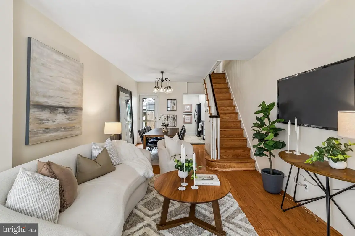2438 Meredith St, Philadelphia, PA 19130 - #1