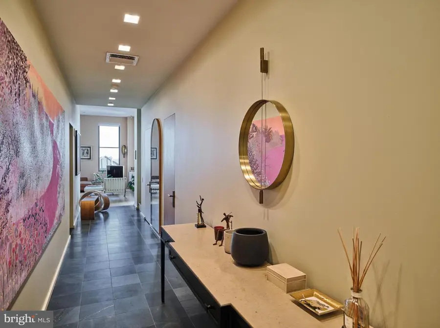 210 W Washington Sq #8se, Philadelphia, PA 19106 - #2