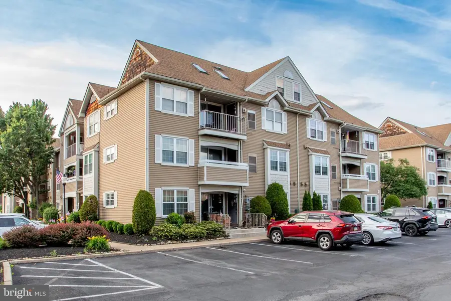 73305 Delaire Landing Rd #305, Philadelphia, PA 19114 - #2