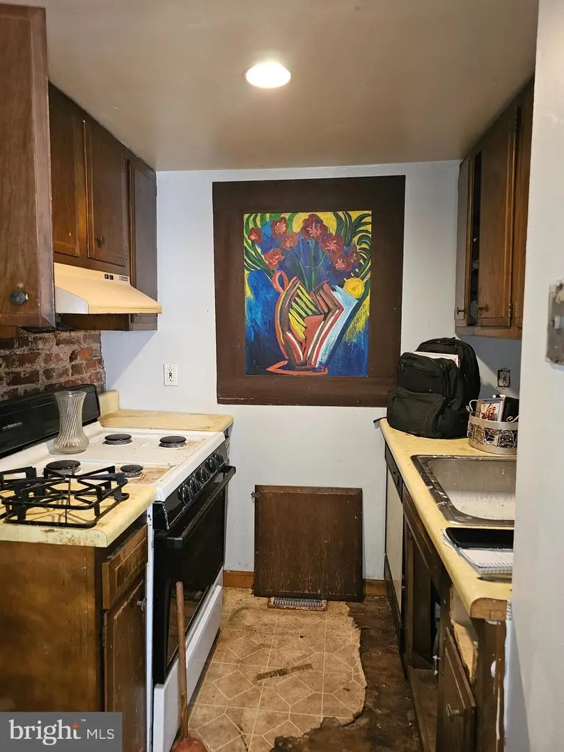 622 S 3rd St, Philadelphia, PA 19147 - #1